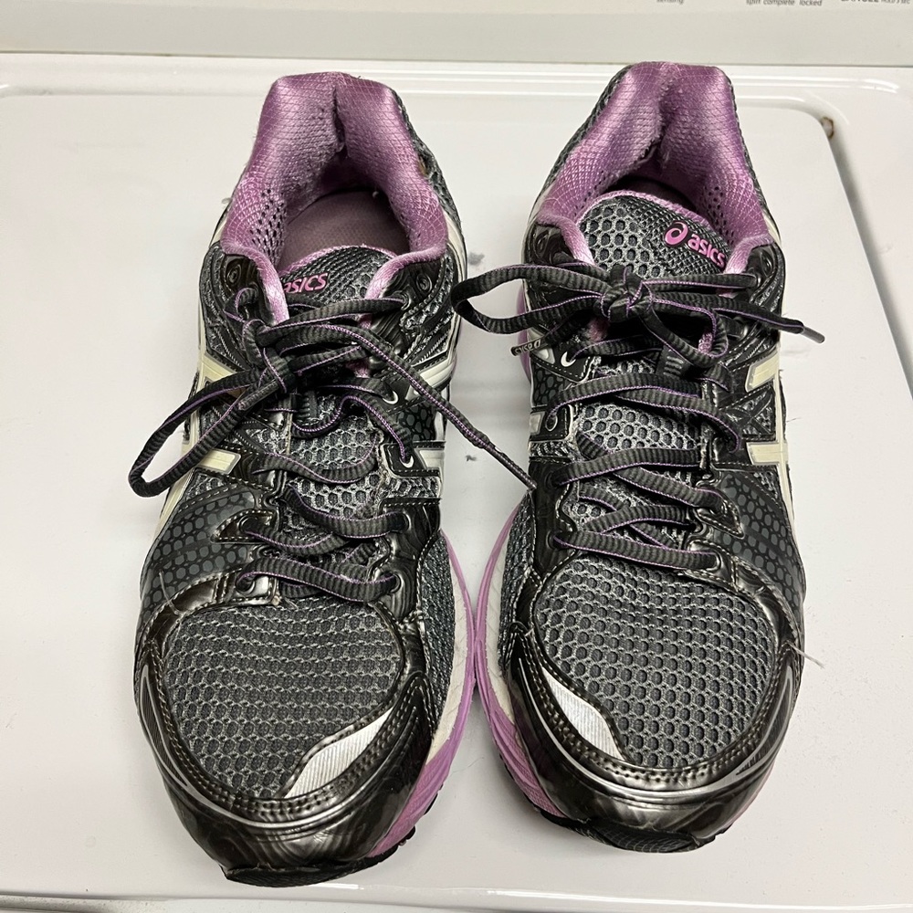 Size 10 gray and purple ASICS sneakers!